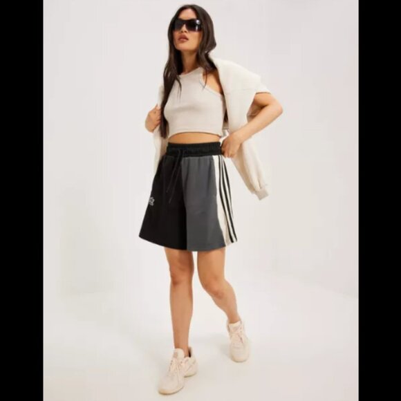 Brand New Adidas Originals 'summer rave' colourblock boyfriend shorts in black - Picture 3 of 16